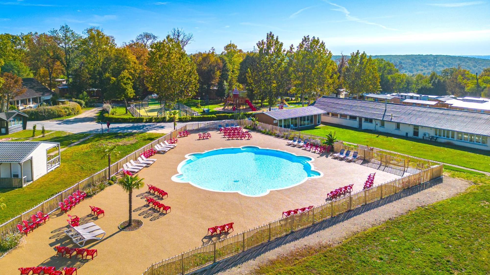 Отель Camping Le Parc De Paris Villevaude Экстерьер фото